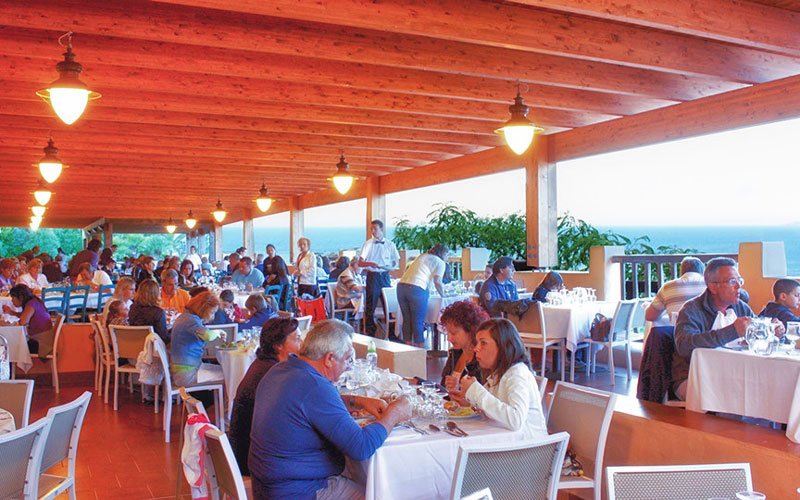 MANGIA'S MARMORATA SEA VIEW RESORT ***